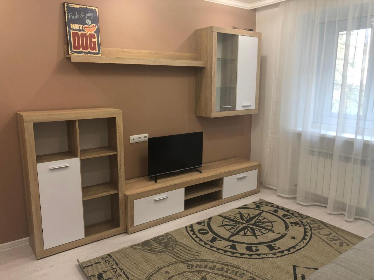Gil Apartments, 38 Prospect Svobody Oujhorod Extérieur photo